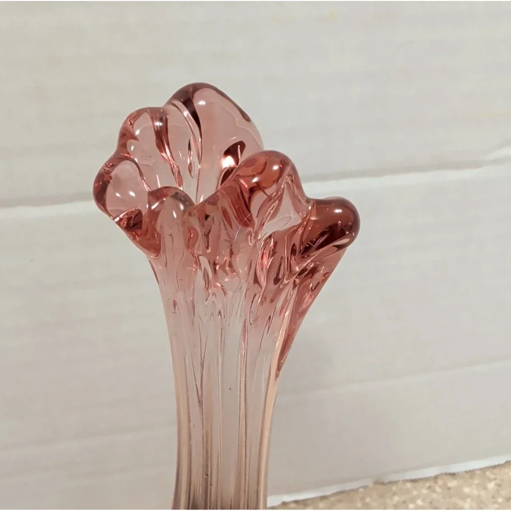 Unmarked Vintage Fenton Cranberry Glass Ruffled Melon Bud Vase 8.5”